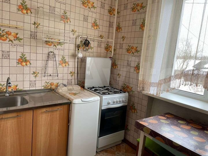 3-к. квартира, 54 м², 1/2 эт.