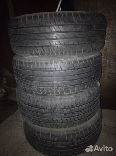 Hankook AM06 225/60 R17