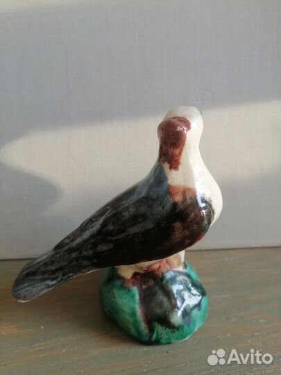 Голубь фарфоровый