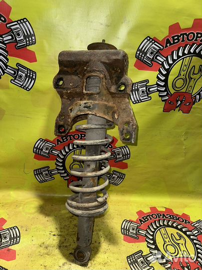 Стойка задняя правая в сборе Hyundai Sonata 4 ef