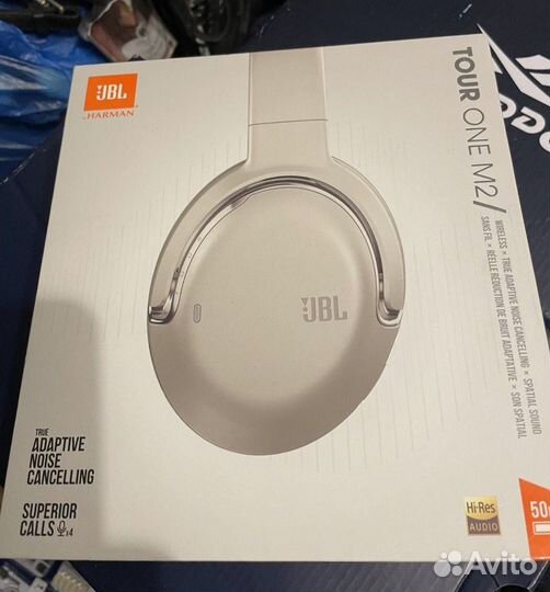 JBL Tour One M2 Новые наушники