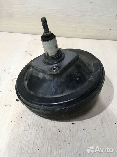 Усилитель тормозов вакуумный Ауди А4 Б5 1.6