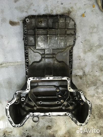 Поддон масляный двигателя (Mercedes-Benz C-class)