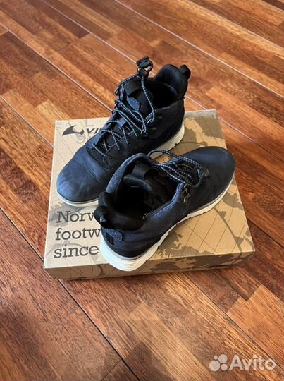 Ботинки Timberland для мальчика, 33 размер