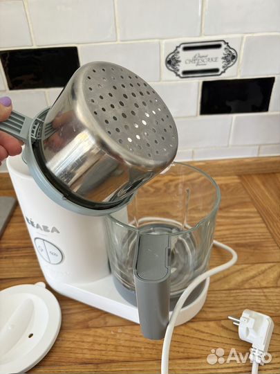 Пароварка блендер beaba babycook