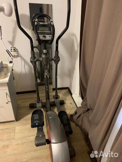 Эллиптический тренажер