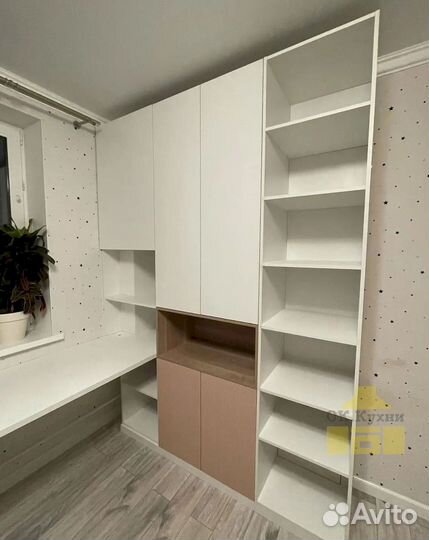 Шкаф купе с зеркалом