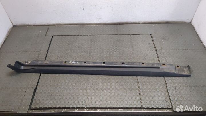 Накладка на порог Pontiac Vibe 2, 2009