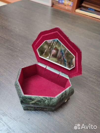 Шкатулка для украшений из натурального камня