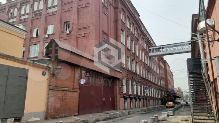 1049 м2 Бизнес-центр 