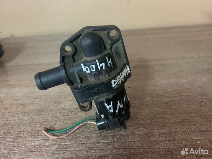 Клапан Рено Логан, Ларгус 8200692605 7700102539