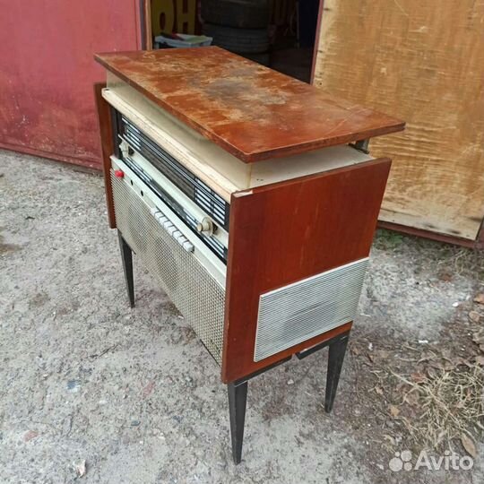 Радиола Урал -2