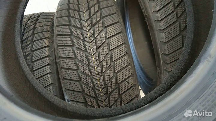 Nexen Winguard Ice Plus 195/65 R15 95T
