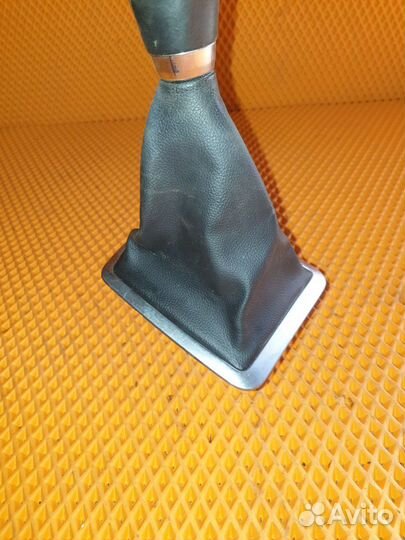 Рукоятка кулисы кпп Ford Focus