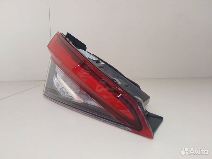 Фонарь задний внутренний левый Skoda Kodiaq