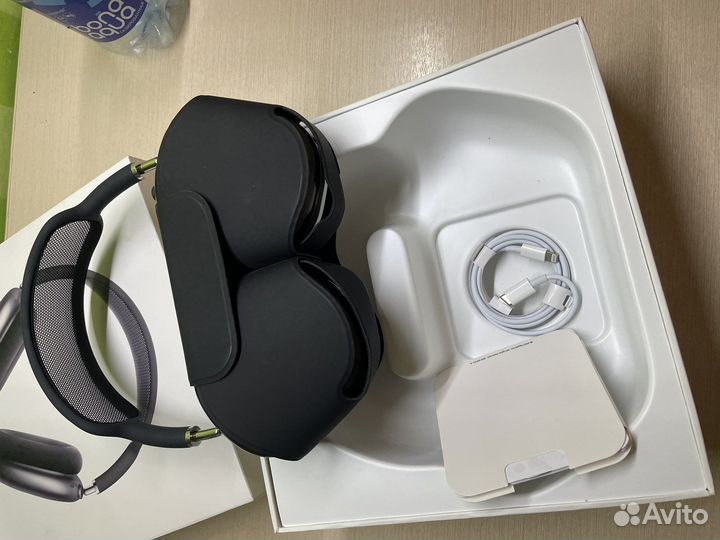 Apple airpods pro max