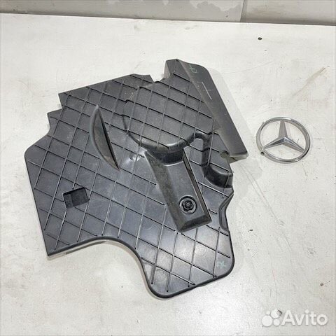Передняя крышка двс Мерседес ом651