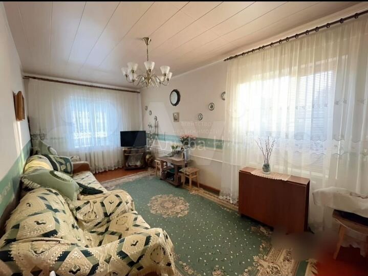 Дом 46 м² на участке 3 сот.