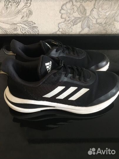 Кроссовки adidas на мальчика, размер 38-39