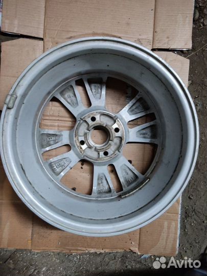 Диск колесный литой R15 Nissan Note E11