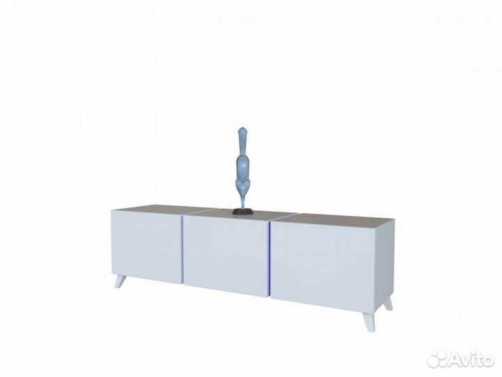 Тумба под телевизор на ножках