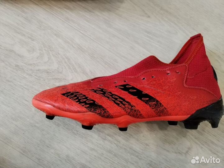 Футбольные бутсы Adidas Predator Freak.3 LL FG