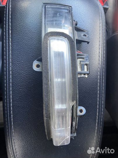 Повторитель поворота в зеркало