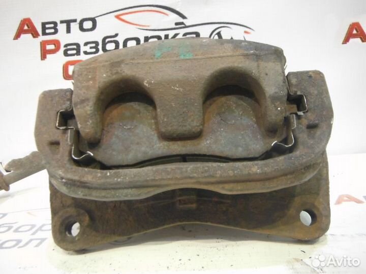 Суппорт передний левый Subaru Legacy Outback (B13