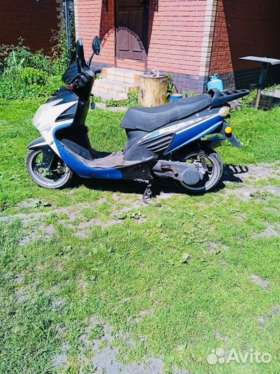 Большой скутер, 150 кубов