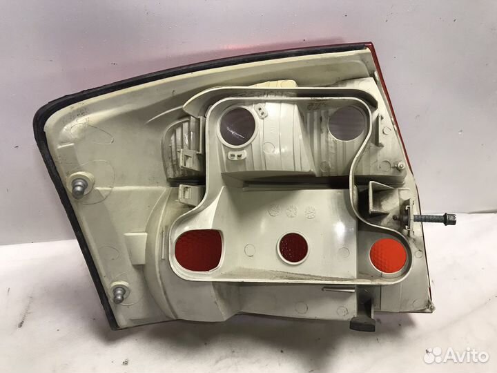 Фонарь задний правый седан Audi A4 B6