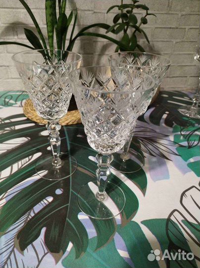 Хрустальные бокалы