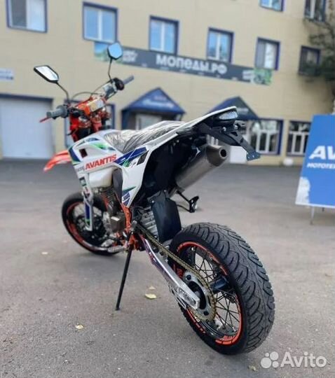 Мотоцикл Avantis A5 Lux Motard Авантис Мотард