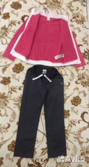 Спортивный костюм для девочки 125-132см