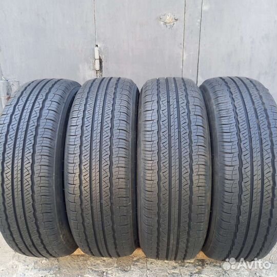 Triangle TR259 215/70 R16 100H