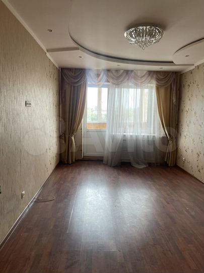 3-к. квартира, 100 м², 6/10 эт.
