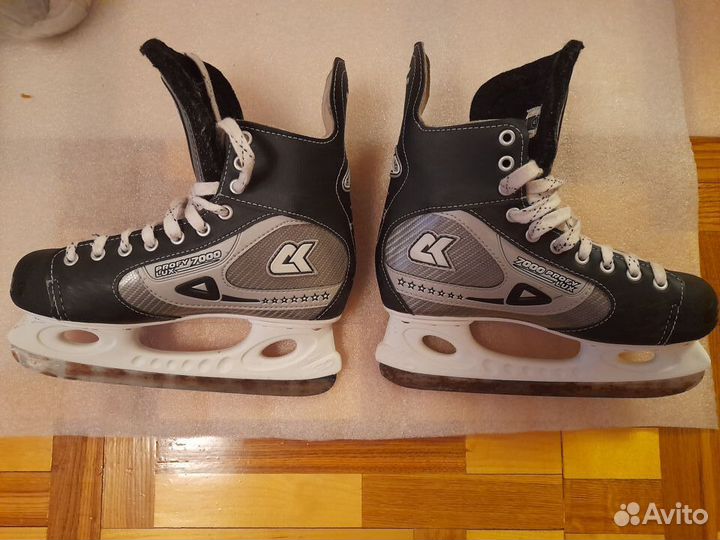 Коньки хоккейные 41 размер