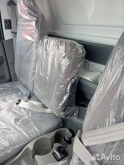 Isuzu Elf (N-series), 2023