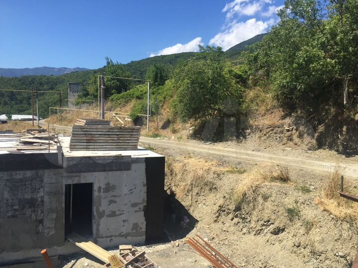 Дом 200 м² на участке 9 сот.