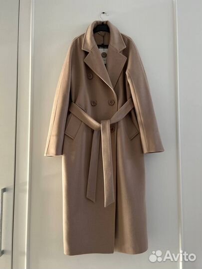 Пальто шерсть бежевое новое 42-44