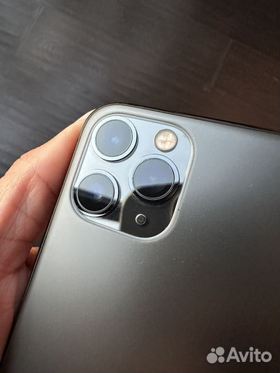 iPhone 11 Pro, 64 ГБ
