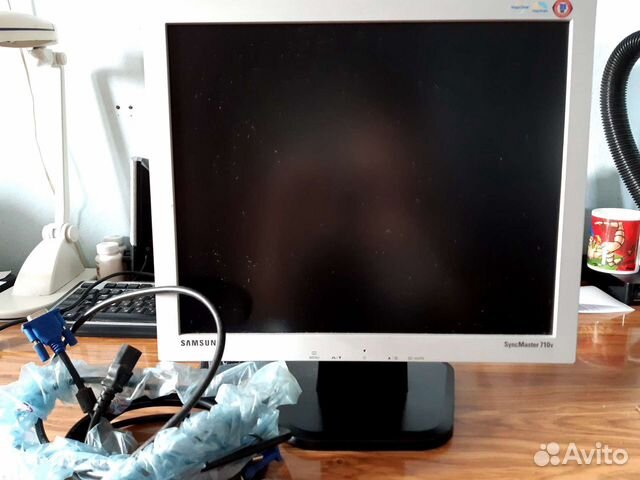 Монитор Samsung