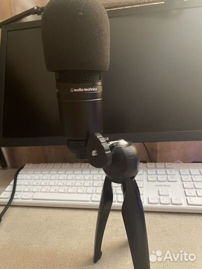 Студийный микрофон AT2020 Audio-Technica
