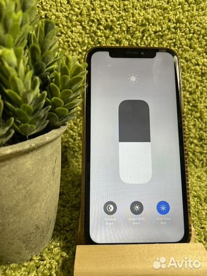 iPhone X, 64 ГБ