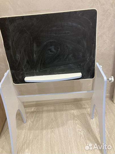 Детский стол (доска для рисования)