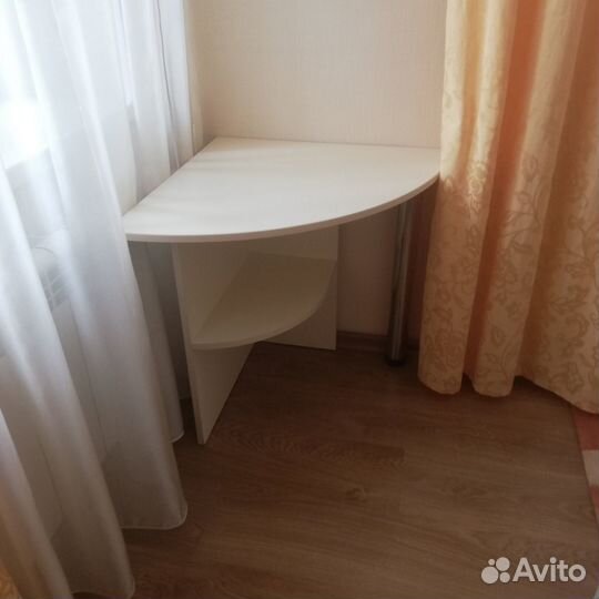 Стол детский 60 см