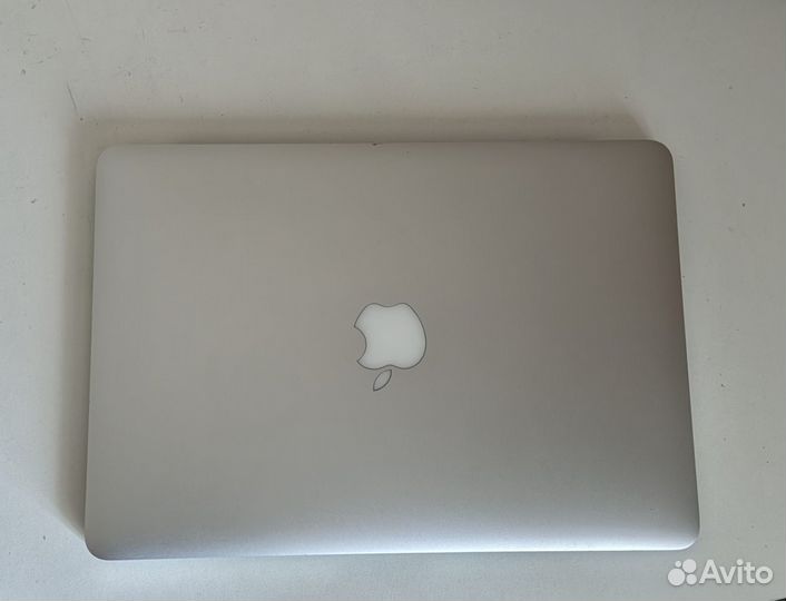 Apple MacBook Pro 13 2015 8/128 intel core i7