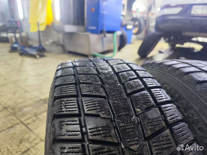 Roadstone Winguard Ice SUV 215/70 R16 100Q