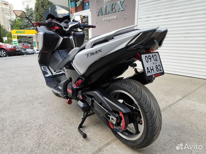 Yamaha tmax (XP530D-A)