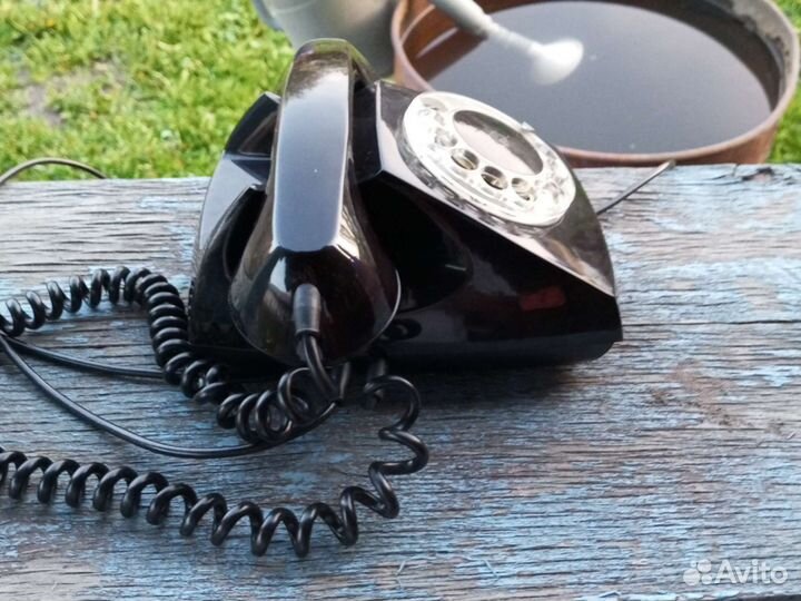 Старый телефон СССР