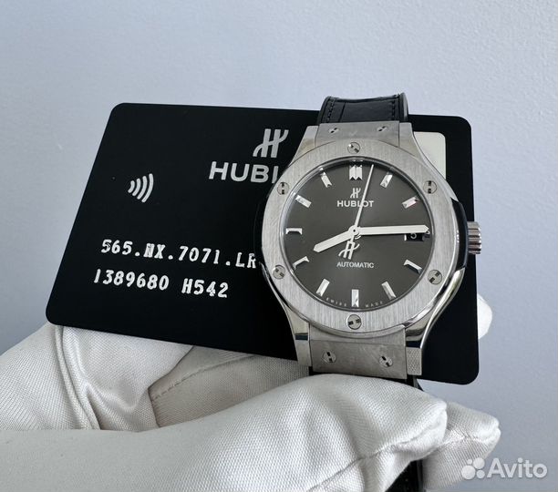 Часы Hublot